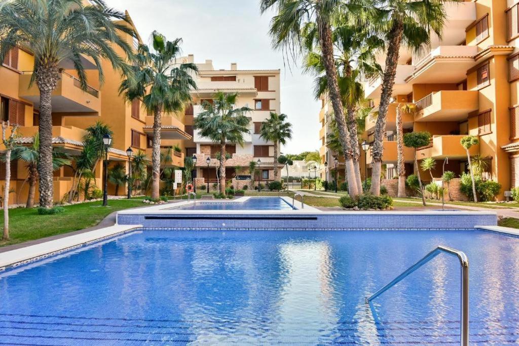 Cc8 By Zanis Apartment Torrevieja Bagian luar foto